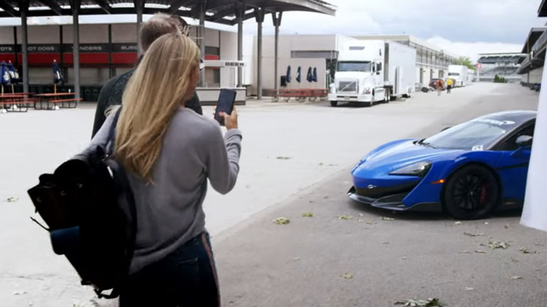 Μία Ολυμπιονίκης στο τιμόνι της McLaren 600LT